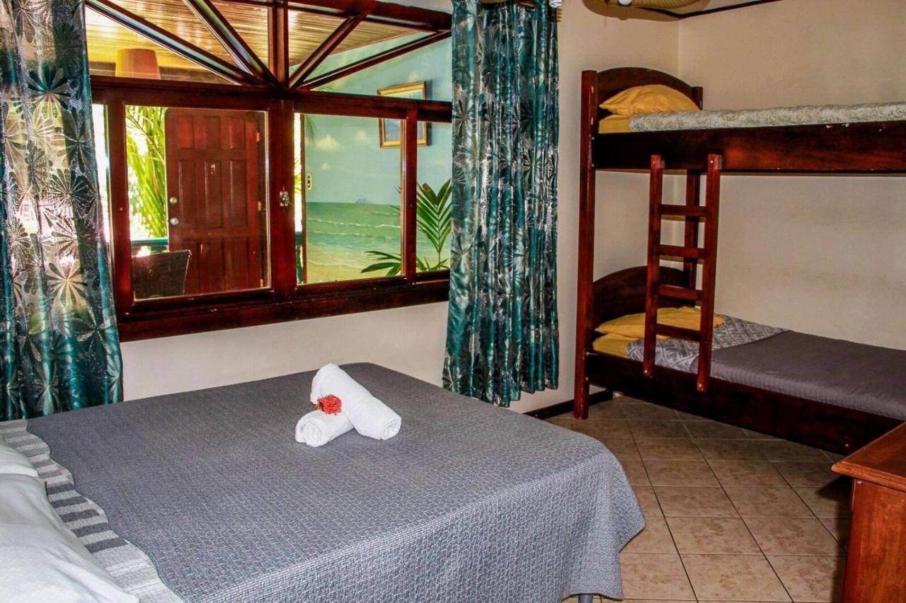 Marea Brava Hotel Jaco Exterior photo